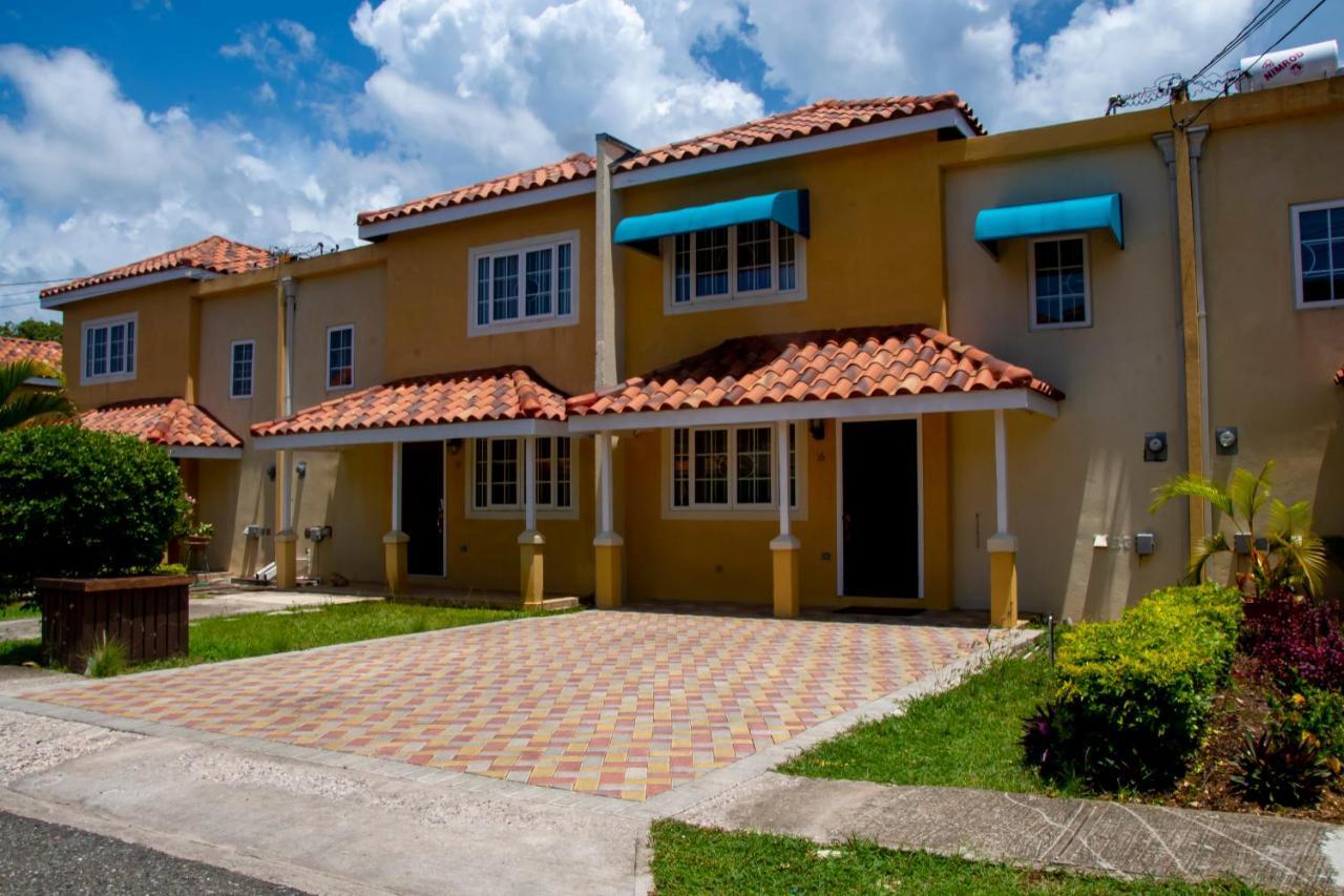 Apartmán Vacation Getaway In Mango Walk Country Club Montego Bay Exteriér fotografie